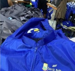 Jaket custom bordir